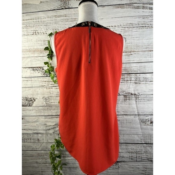 Alfani Sleeveless Blouse Tank size 6 Coral Crepe Faux Black Leather Gold Career - Picture 8 of 10